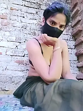Snapshot of Shreya-750 chatting on 06-19-26, 12:15 Shreya-750 online show from 06-19-26, 12:15