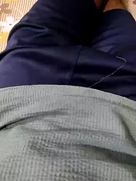 bottom lovers online show from 10-22-25, 02:28