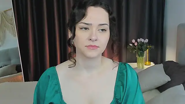 Camilla Rowen online show from 07-05-26, 08:38