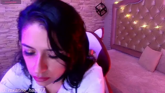 Roxanne Han online show from 03-15-26, 12:00