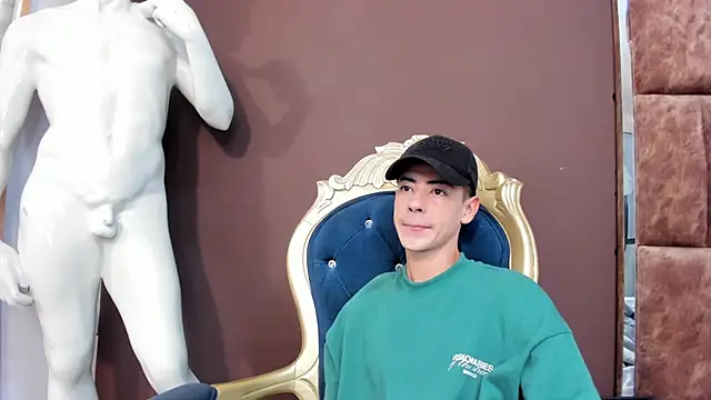 Sebastian Reed online show from 01-15-26, 02:38