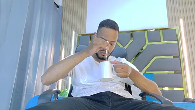 Neytanmalcon online show from 03-06-26, 06:04