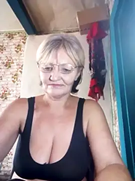 Snapshot of NikaGold454 chatting on 11-14-25, 09:30 NikaGold454 online show from 11-14-25, 09:30