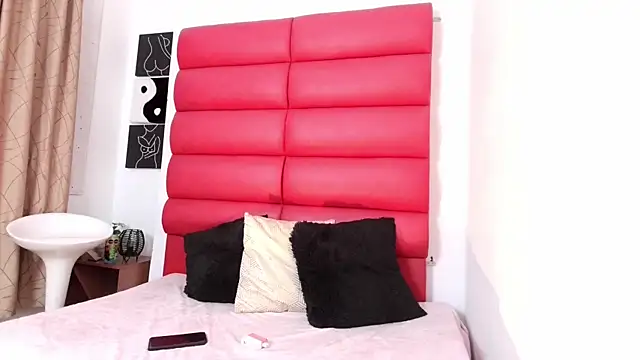 oliviamonroe online show from 11-05-25, 09:26