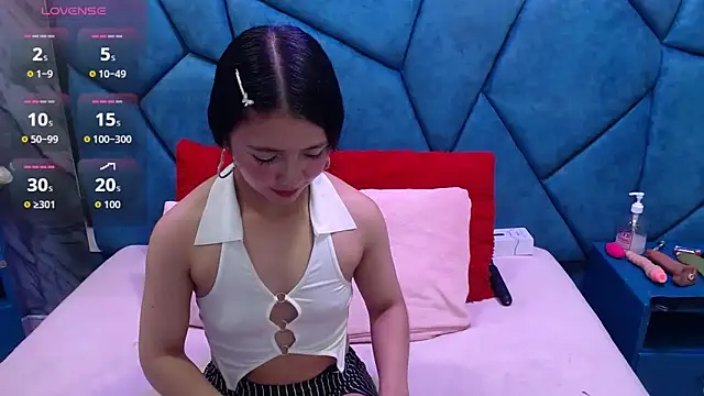 JulietaDiamond online show from 04-19-26, 03:28