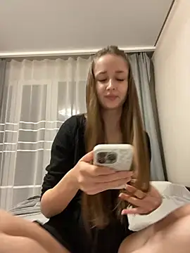 Snapshot of Angel_hotyy chatting on 10-29-25, 07:37 Angel hotyy online show from 10-29-25, 07:37