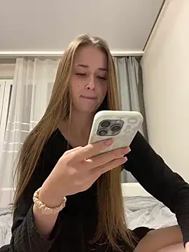 Snapshot of Angel_hotyy chatting on 10-30-25, 08:09 Angel hotyy online show from 10-30-25, 08:09