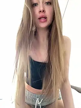 Angel hotyy online show from 04-04-26, 02:14