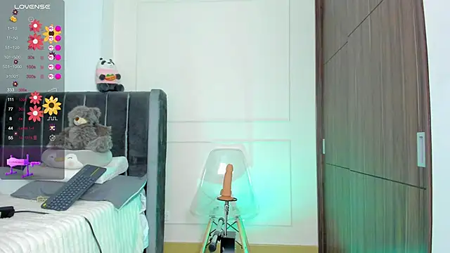 Snapshot of imsofi_kf chatting on 12-15-25, 12:15 imsofi kf online show from 12-15-25, 12:15