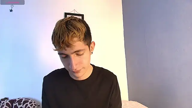 Snapshot of Erick_Taylor3 chatting on 07-04-26, 08:37 Erick Taylor3 online show from 07-04-26, 08:37