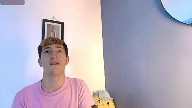 Snapshot of Erick_Taylor3 chatting on 07-12-26, 08:33 Erick Taylor3 online show from 07-12-26, 08:33