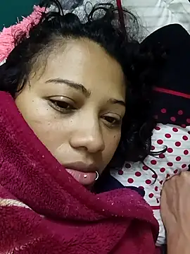 Snapshot of marimar_24 chatting on 10-31-25, 11:11 marimar 24 online show from 10-31-25, 11:11