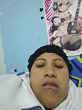 Snapshot of marimar_24 chatting on 11-18-25, 03:34 marimar 24 online show from 11-18-25, 03:34