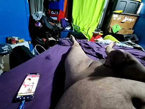 Snapshot of mbrc35 chatting on 12-19-25, 03:57 mbrc35 online show from 12-19-25, 03:57