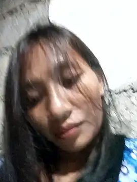 Snapshot of lyn_cute18 chatting on 10-25-25, 01:07 lyn cute18 online show from 10-25-25, 01:07