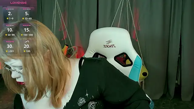 LottieReed online show from 02-17-26, 06:58