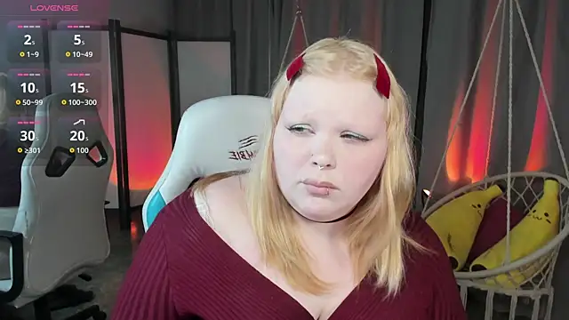 LottieReed online show from 05-10-26, 09:14