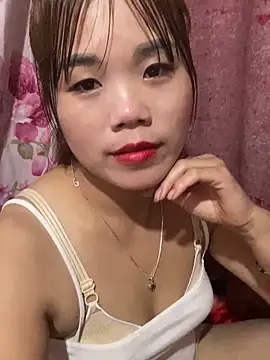 Snapshot of nachi-baby chatting on 11-02-25, 02:08 nachi-baby online show from 11-02-25, 02:08