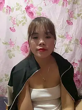 Snapshot of nachi-baby chatting on 11-03-25, 02:18 nachi-baby online show from 11-03-25, 02:18