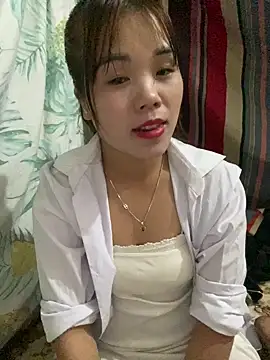 Snapshot of nachi-baby chatting on 11-13-25, 09:36 nachi-baby online show from 11-13-25, 09:36