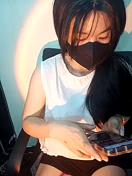 Snapshot of Cherry_Le02 chatting on 02-07-26, 06:33 Cherry Le02 online show from 02-07-26, 06:33