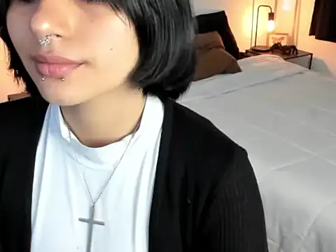 Nammoth online show from 10-27-25, 04:05