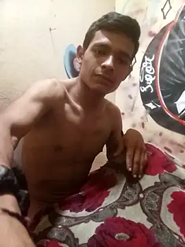 Snapshot of HSexy_Men00 chatting on 10-23-25, 04:06 HSexy Men00 online show from 10-23-25, 04:06