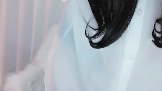 Snapshot of -zhuzhu-999- chatting on 07-14-26, 02:05 -zhuzhu-999- online show from 07-14-26, 02:05