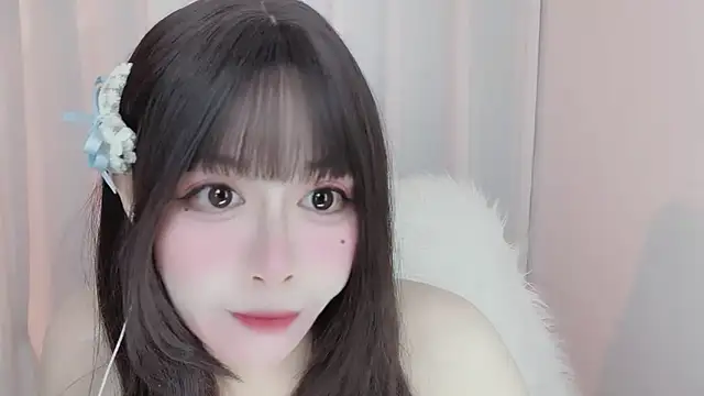 Snapshot of -zhuzhu-999- chatting on 07-14-26, 07:52 -zhuzhu-999- online show from 07-14-26, 07:52