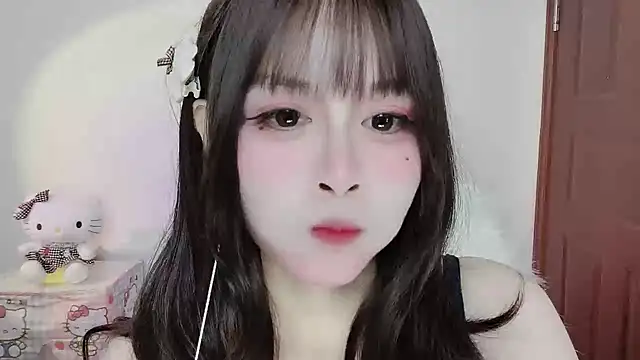 Snapshot of -zhuzhu-999- chatting on 07-21-26, 05:59 -zhuzhu-999- online show from 07-21-26, 05:59