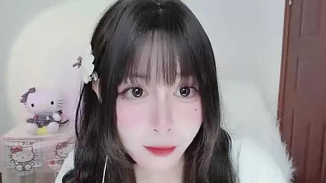 Snapshot of -zhuzhu-999- chatting on 07-23-26, 08:18 -zhuzhu-999- online show from 07-23-26, 08:18