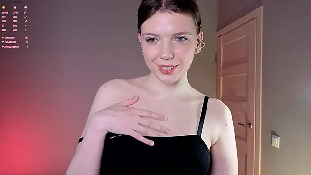 PollyRouge   online show from 02-15-26, 08:27