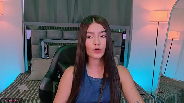 Bella Clark2 online show from 04-26-26, 09:01