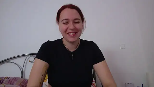 Snapshot of Latexaddictx_ chatting on 11-08-25, 01:22 Latexaddictx online show from 11-08-25, 01:22