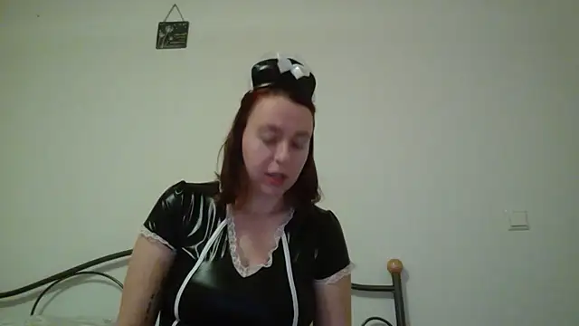 Snapshot of Latexaddictx_ chatting on 11-22-25, 08:08 Latexaddictx online show from 11-22-25, 08:08