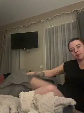 Snapshot of Latexaddictx_ chatting on 02-27-26, 07:25 Latexaddictx online show from 02-27-26, 07:25