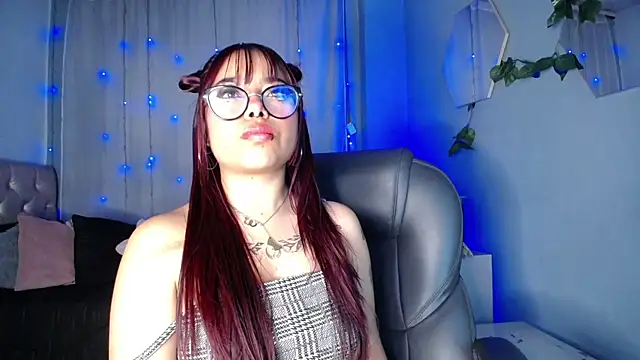 LittleNathy  online show from 11-04-25, 11:31