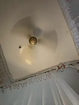 BubblesLovexox online show from 04-18-26, 07:07