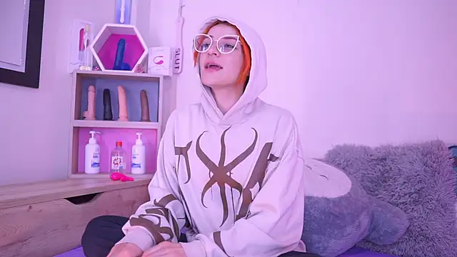 Snapshot of celeste_blazze_ chatting on 11-06-25, 02:18 celeste blazze online show from 11-06-25, 02:18