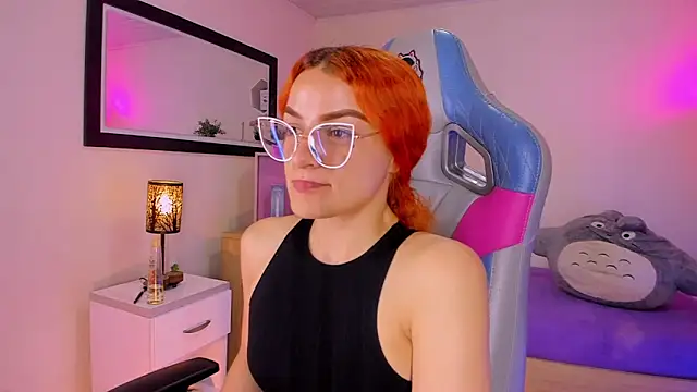 Snapshot of celeste_blazze_ chatting on 03-02-26, 03:52 celeste blazze online show from 03-02-26, 03:52