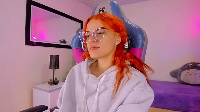 Snapshot of celeste_blazze_ chatting on 03-17-26, 03:15 celeste blazze online show from 03-17-26, 03:15