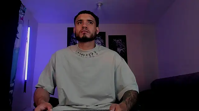 AUSTINN TORRES online show from 01-06-26, 12:25