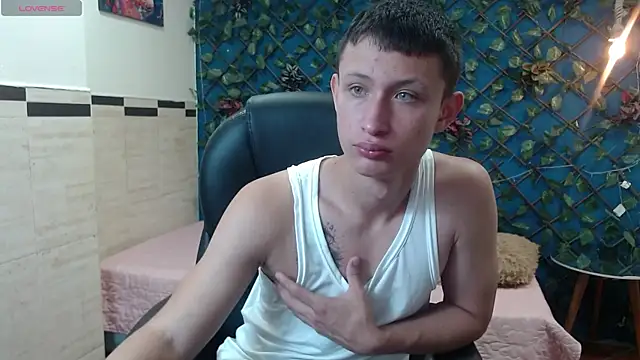 Garuo 18 online show from 11-07-25, 03:28