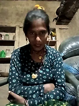 Snapshot of QRANSEXI chatting on 11-18-25, 09:52 QRANSEXI online show from 11-18-25, 09:52