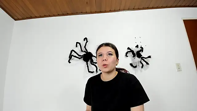 Vanessa Martinz online show from 11-02-25, 12:29