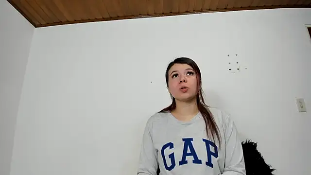 Vanessa Martinz online show from 11-13-25, 12:15