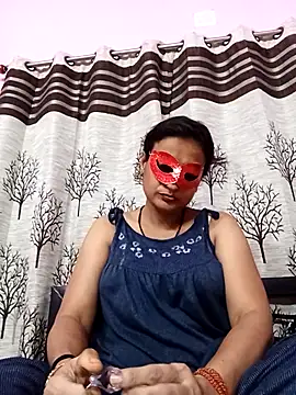 Snapshot of Hotty_girl25 chatting on 11-01-25, 12:18 Hotty girl25 online show from 11-01-25, 12:18