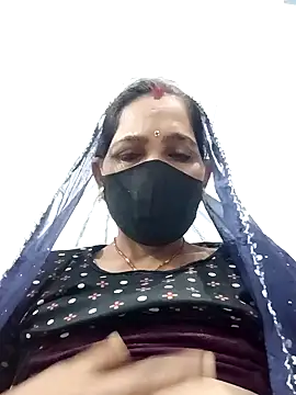 Indiangueen online show from 11-21-25, 09:24