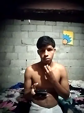 Snapshot of Brayanjuarez_10 chatting on 12-02-25, 09:10 Brayanjuarez 10 online show from 12-02-25, 09:10