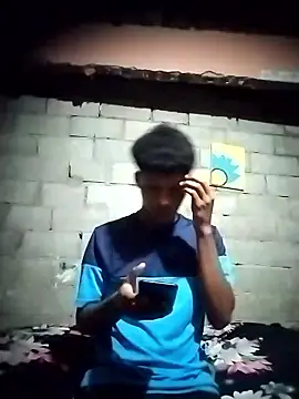 Snapshot of Brayanjuarez_10 chatting on 01-15-26, 11:19 Brayanjuarez 10 online show from 01-15-26, 11:19